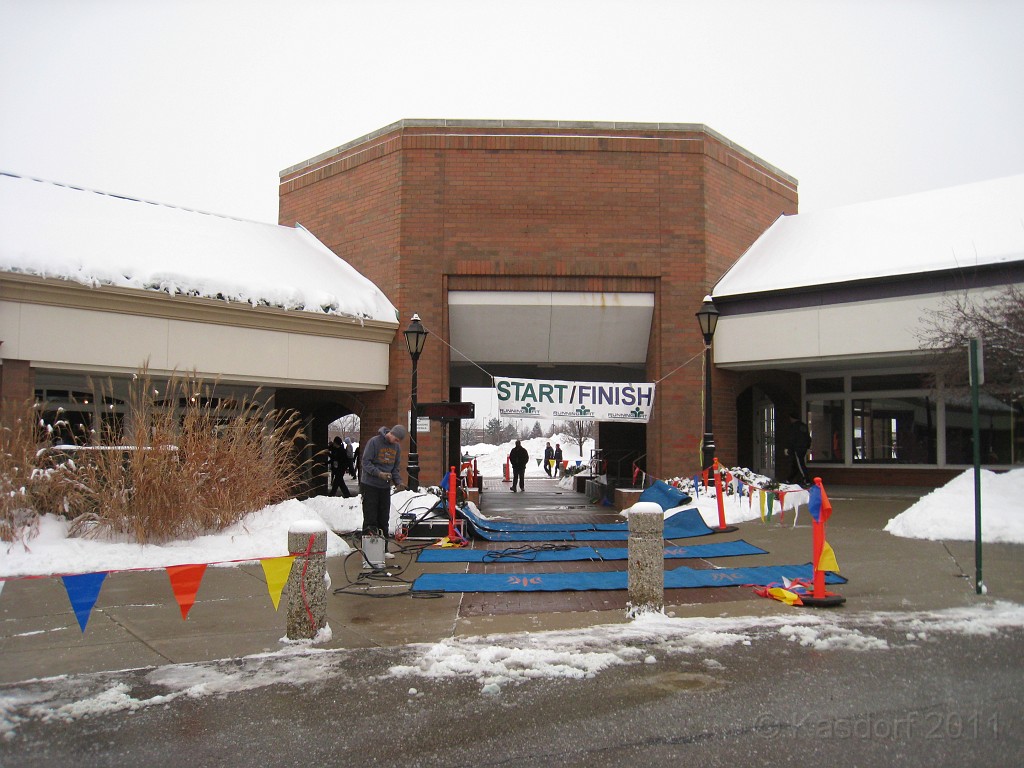 Super 5k 2011 017.jpg - The 2011 Super Bowl Sunday "Super 5K" race was held on February 6, 2011. Brisk 25 degrees F weather. Hot dogs after, but no beer.
